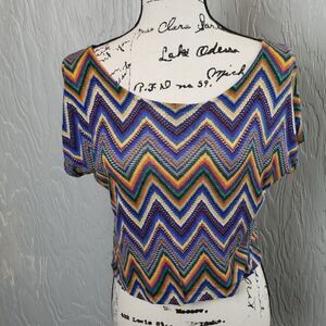 💚5/$20💚 LILY  WHITE..crop shirt